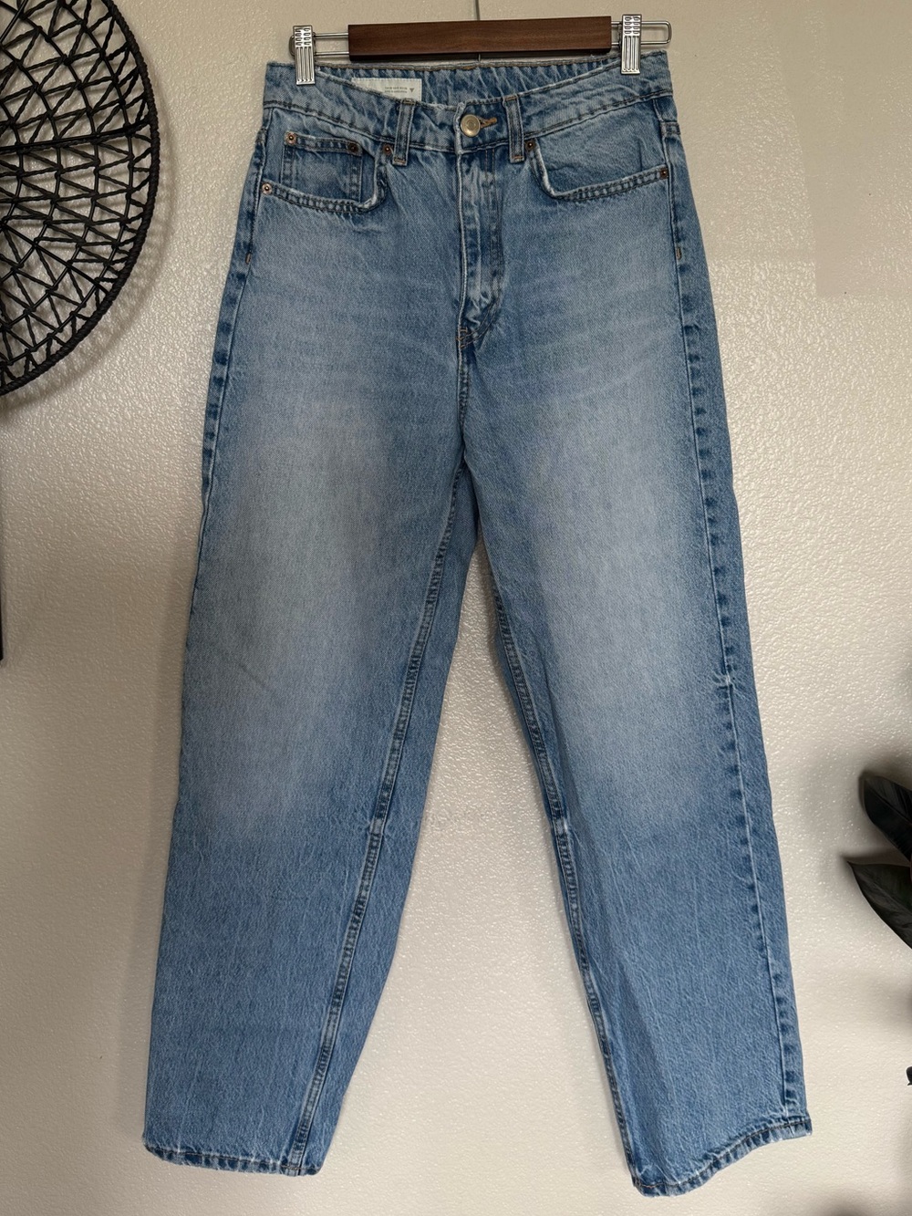 Zara Light Blue Straight-Leg Women’s Jeans 6